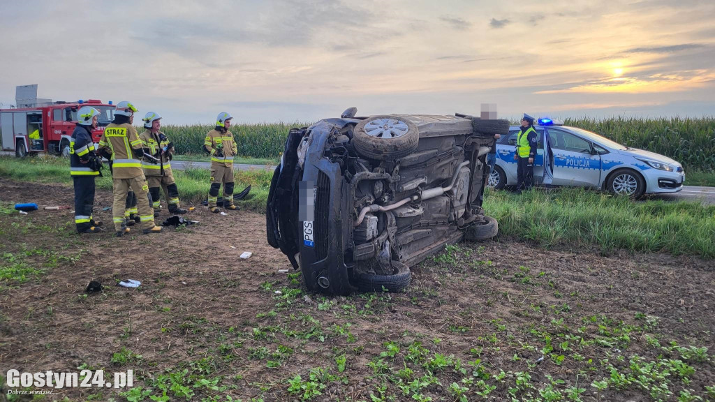 Poranny wypadek na trasie Wilkonice-Krzekotowice