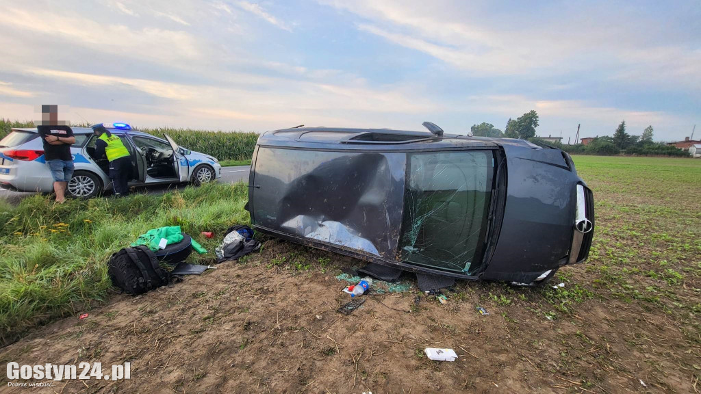 Poranny wypadek na trasie Wilkonice-Krzekotowice