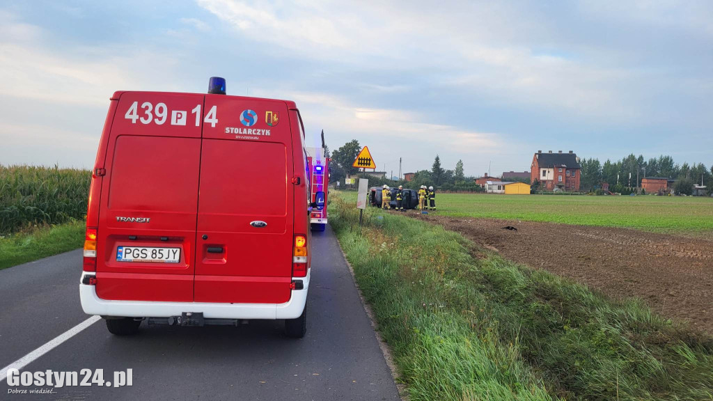 Poranny wypadek na trasie Wilkonice-Krzekotowice