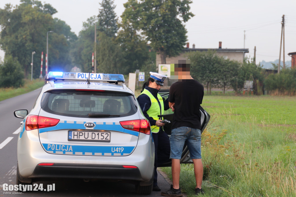 Poranny wypadek na trasie Wilkonice-Krzekotowice