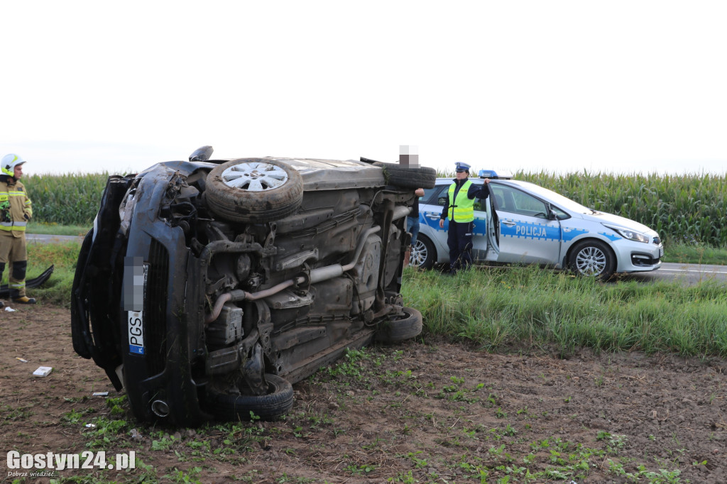 Poranny wypadek na trasie Wilkonice-Krzekotowice