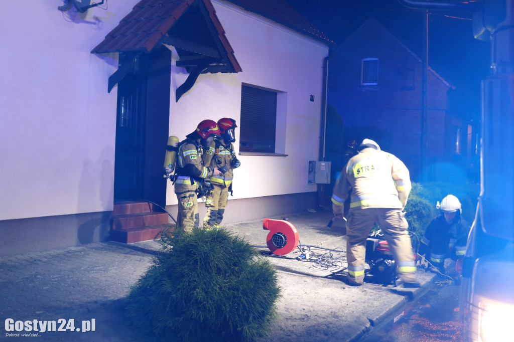Pożar w domu jednorodzinnym w Poniecu
