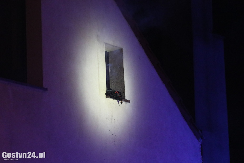 Pożar w domu jednorodzinnym w Poniecu