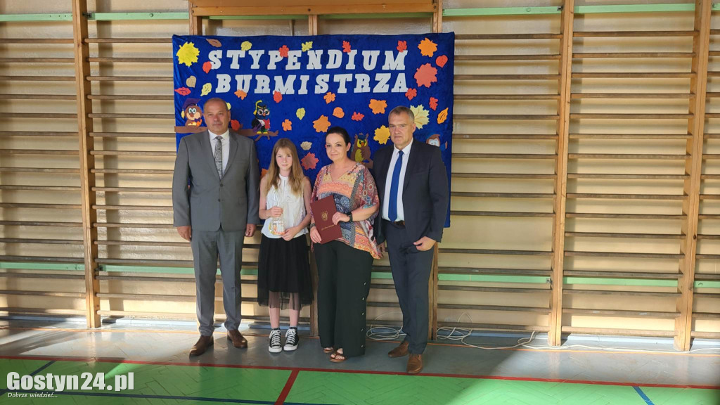 Stypendia burmistrza Borku Wlkp. dla uczniów szkół gminnych