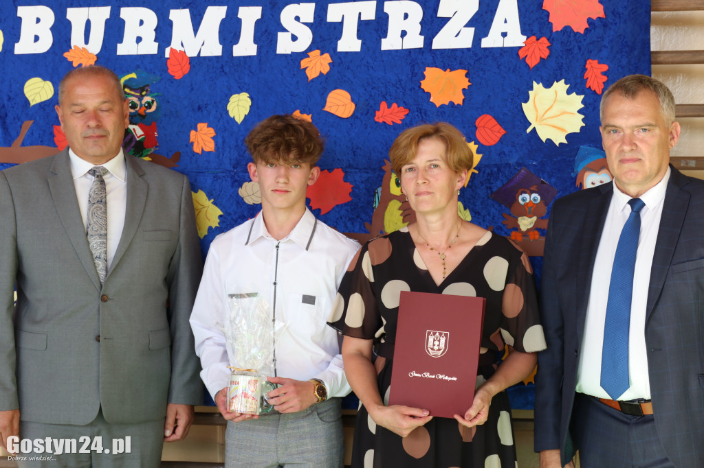 Stypendia burmistrza Borku Wlkp. dla uczniów szkół gminnych