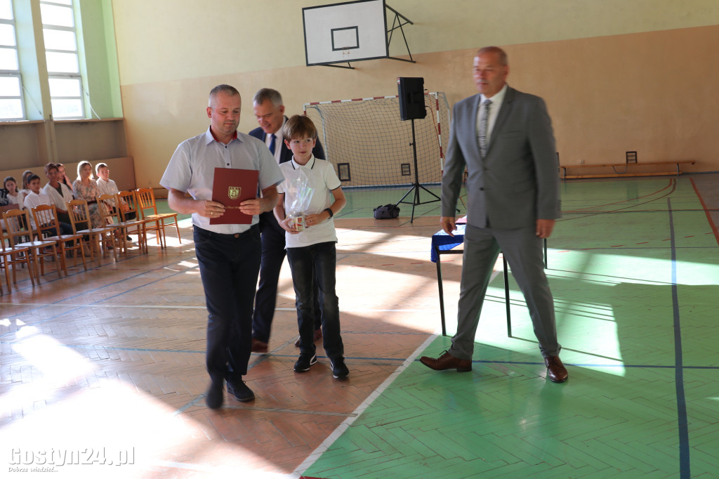 Stypendia burmistrza Borku Wlkp. dla uczniów szkół gminnych