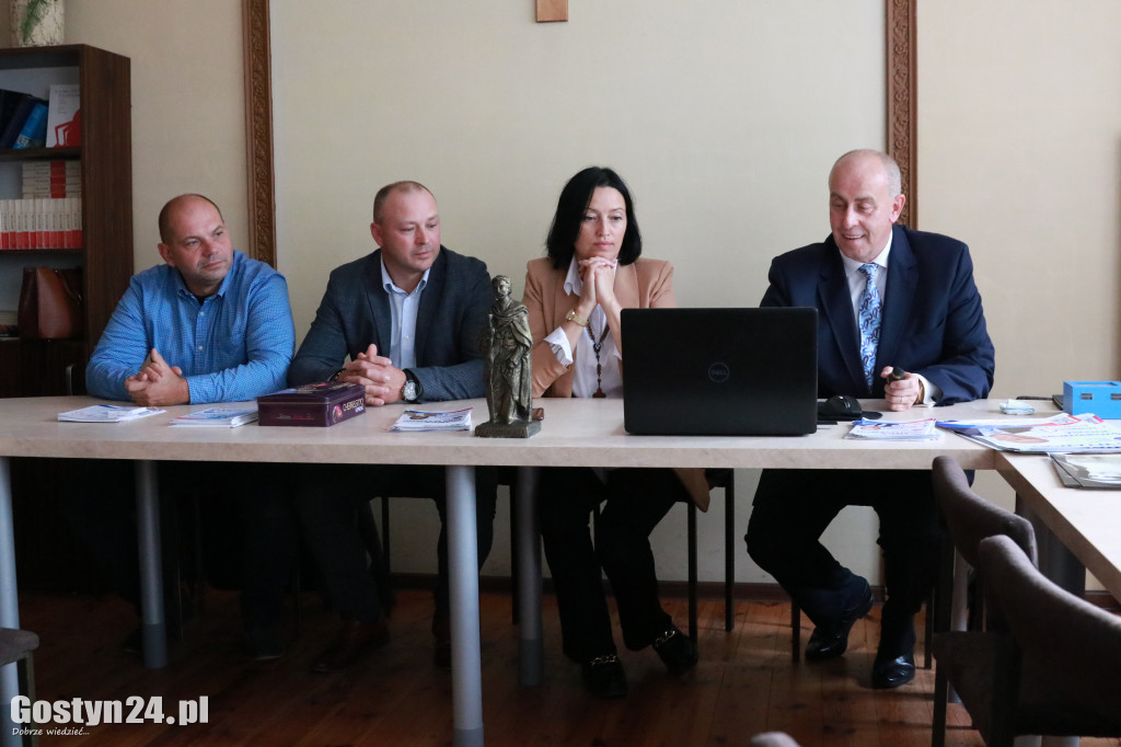 Spotkanie kandydatów PJJ do Sejmu w Gostyniu