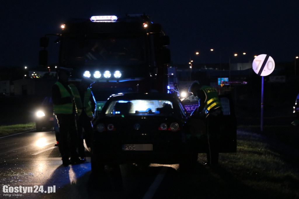 Poranne potrącenie na DW 434 w Krajewicach