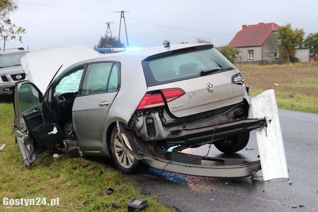 Zderzenie trzech samochodów na trasie Pępowo - Pogorzela