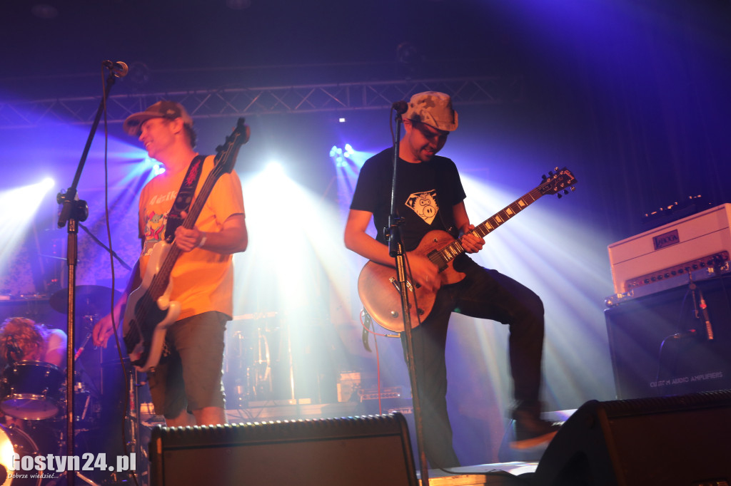 Krzywizna fest w gostyńskim Hutniku