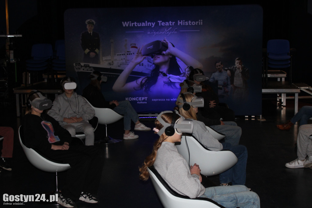 Teatr historii dla uczniów w GOK Hutnik