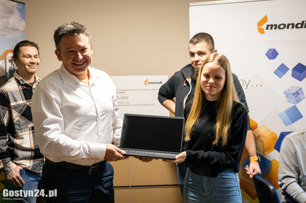 Nowa elektronika edukacyjna dla ZSR w Grabonogu