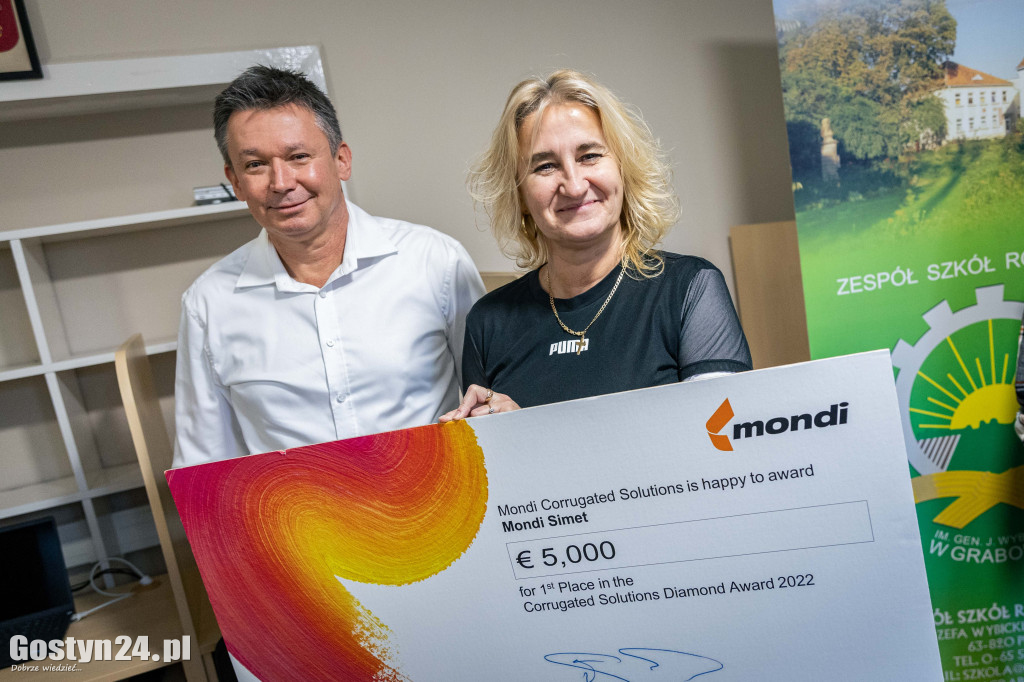 Nowa elektronika edukacyjna dla ZSR w Grabonogu