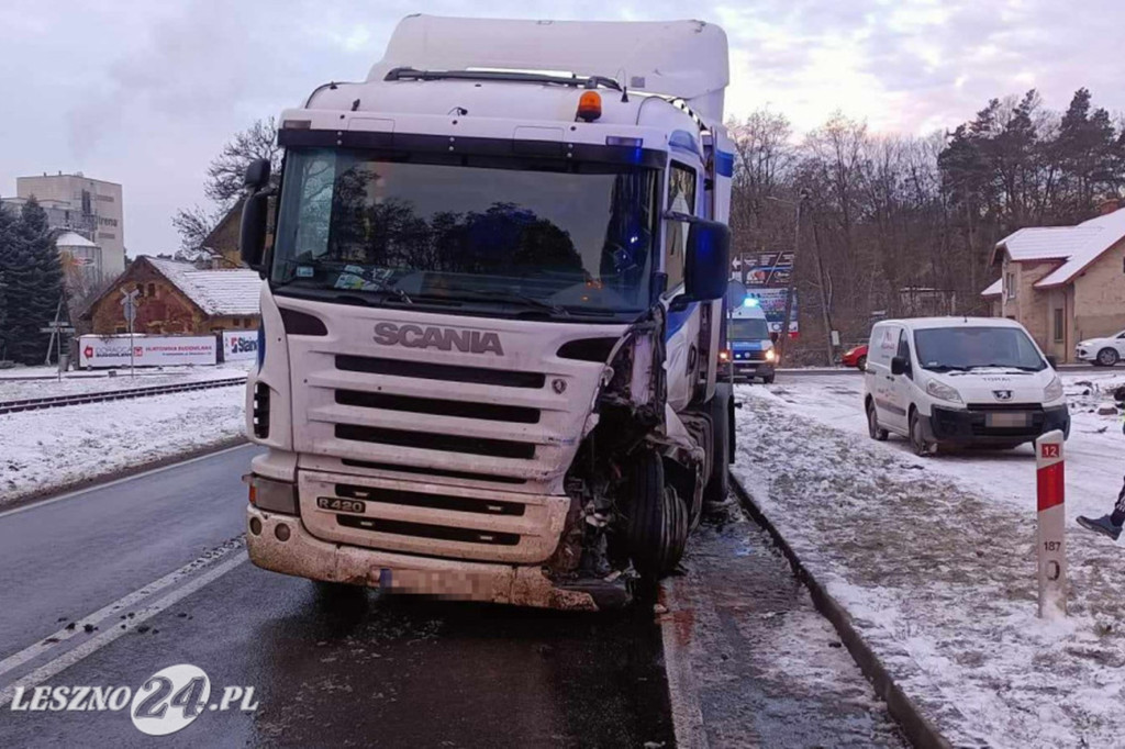 Wypadek na K12 w Krzemieniewie