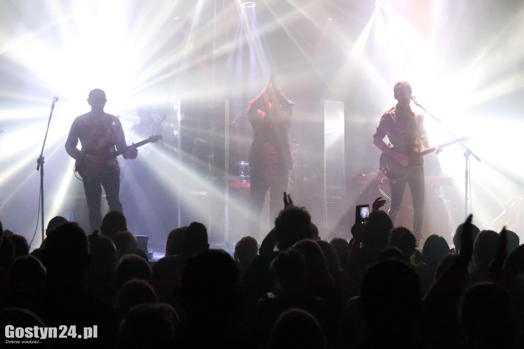 Koncert Universe w Hutniku i dyskoteka
