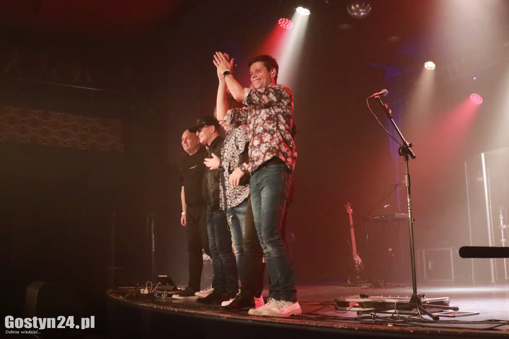 Koncert Universe w Hutniku i dyskoteka