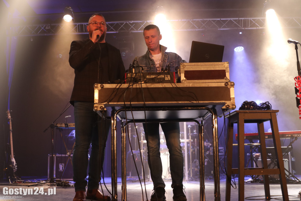 Koncert Universe w Hutniku i dyskoteka