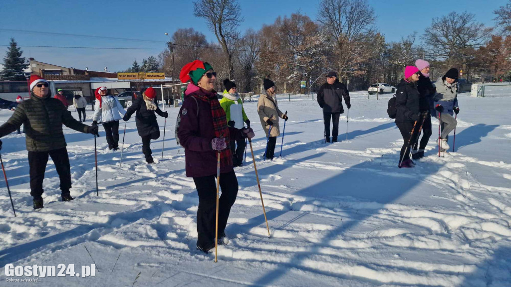 VI Mikołajkowy Marsz Nordic Walking w Poniecu