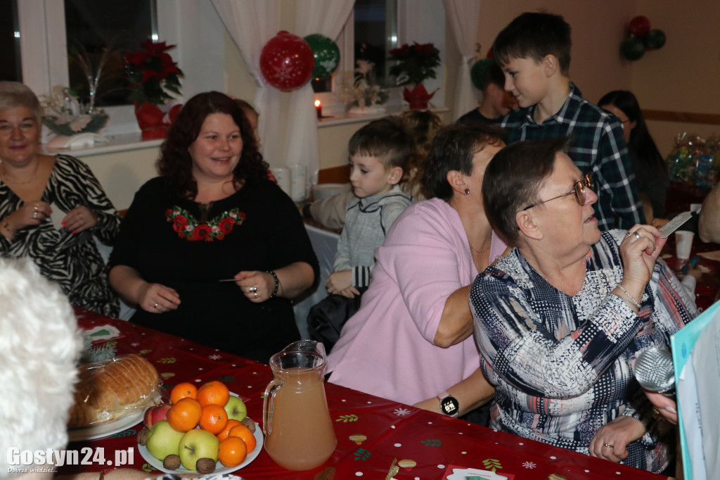 Mikołajki i wigilia dla mieszkańców w Łęce Wielkiej