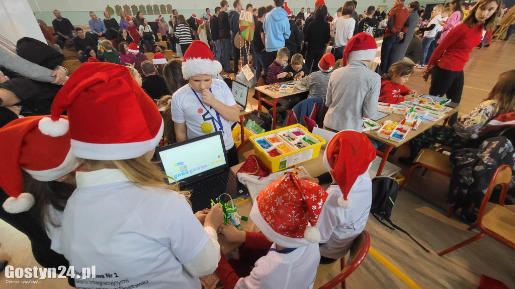 Mikołajkowa Ligia Robotyki w SP 1 w Gostyniu