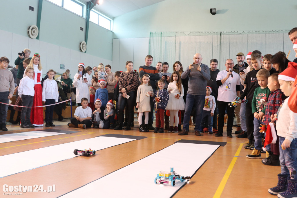 Mikołajkowa Ligia Robotyki w SP 1 w Gostyniu