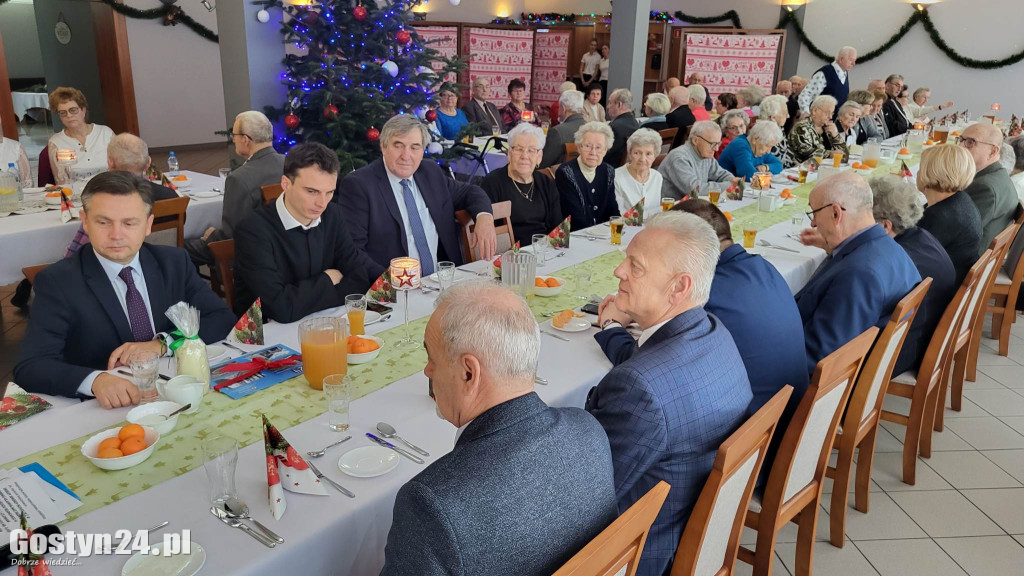Wigilijne spotkanie najstarszych członków PZERiI w Gostyniu