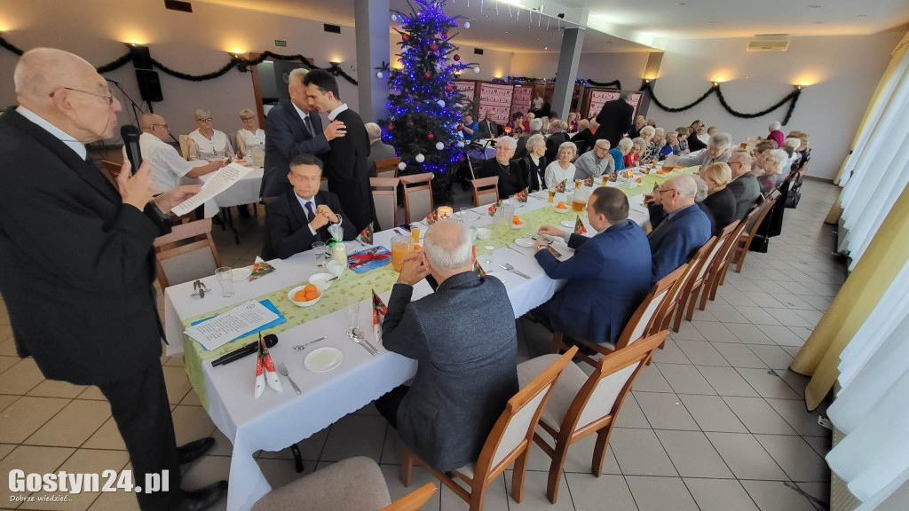 Wigilijne spotkanie najstarszych członków PZERiI w Gostyniu