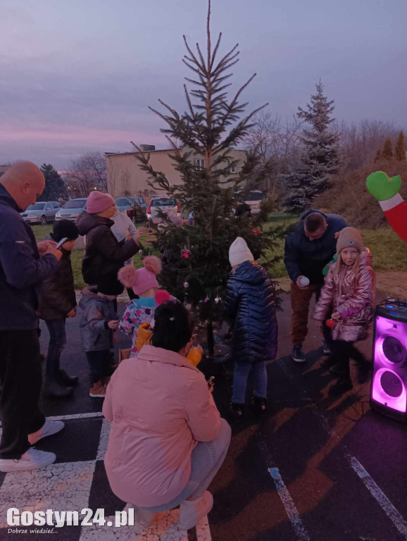 Korowód św. Mikołaja w prawobrzeżnej części Gostynia