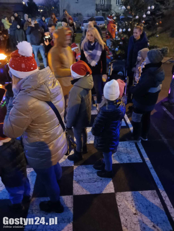 Korowód św. Mikołaja w prawobrzeżnej części Gostynia