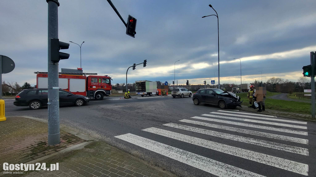 Kolizja dwóch samochodów na obwodnicy Krobi