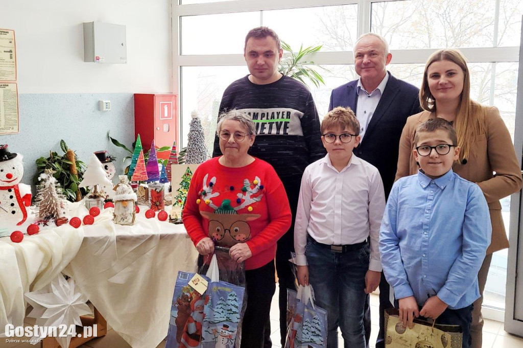 Powiatowy konkurs plastyczny 