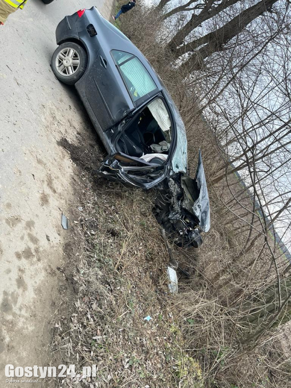 Pijany kierowca uciekał przed policją i doprowadził do kolizji