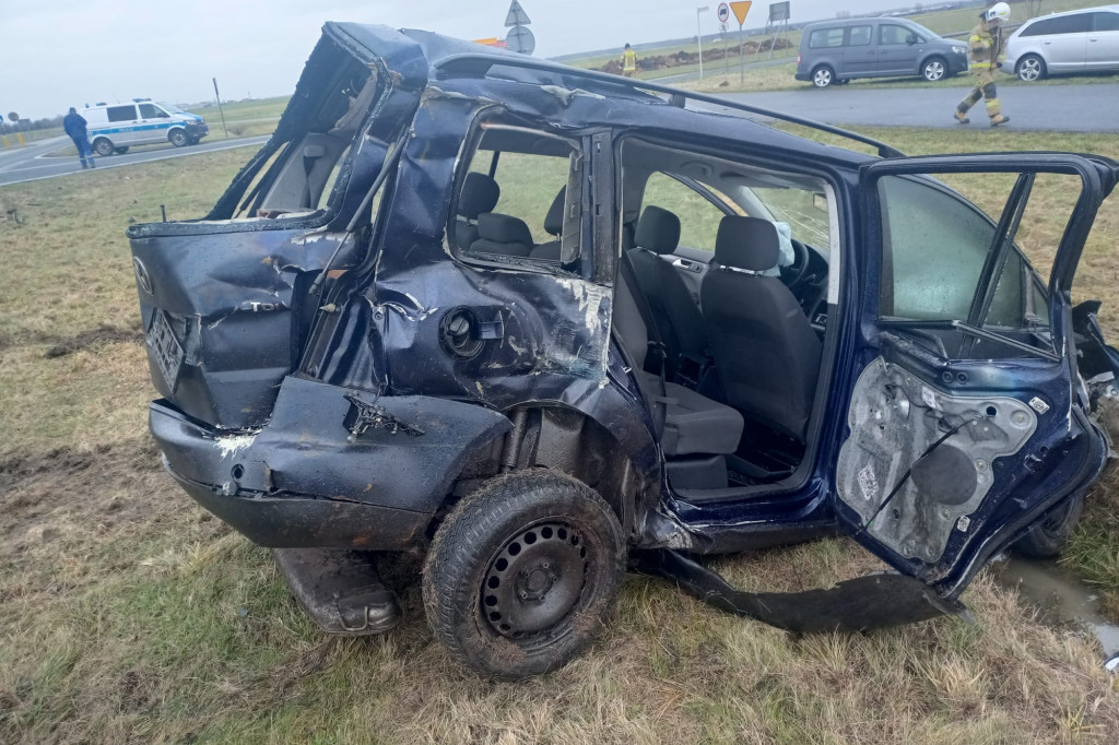 Wypadek z udziałem smieciarki na K12