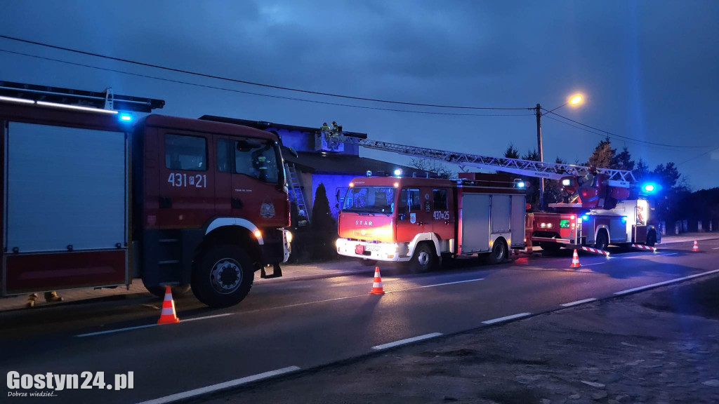 Pożar dachu w miejscowości Stężyca