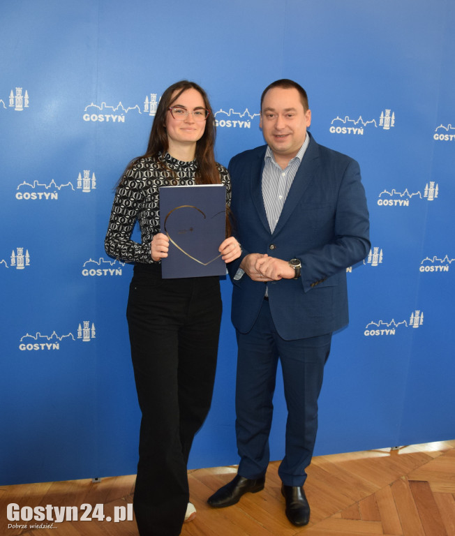 Wręczono stypendia studentom z gminy Gostyń