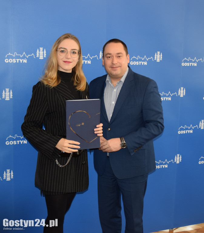 Wręczono stypendia studentom z gminy Gostyń