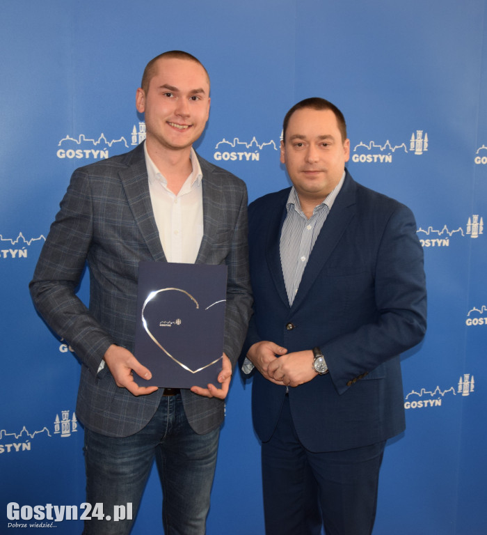 Wręczono stypendia studentom z gminy Gostyń