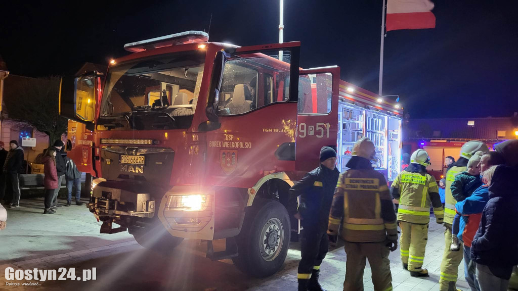 Nowy wóz strażacki dotarł do OSP Borek Wlkp.