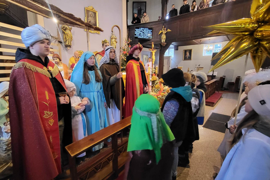 Orszak Trzech Króli przeszedł przez Piaski