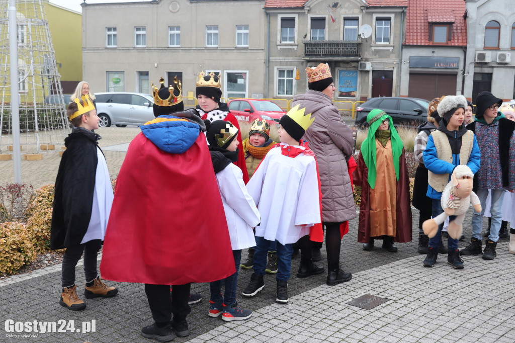 Orszak Trzech Króli przeszedł przez Piaski