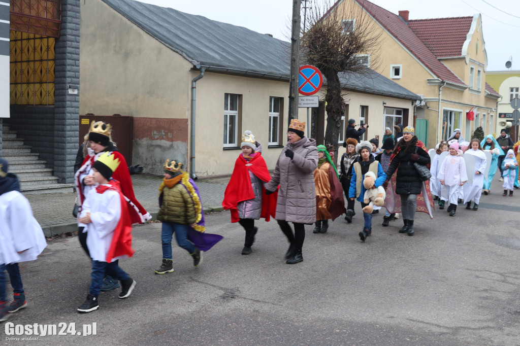 Orszak Trzech Króli przeszedł przez Piaski