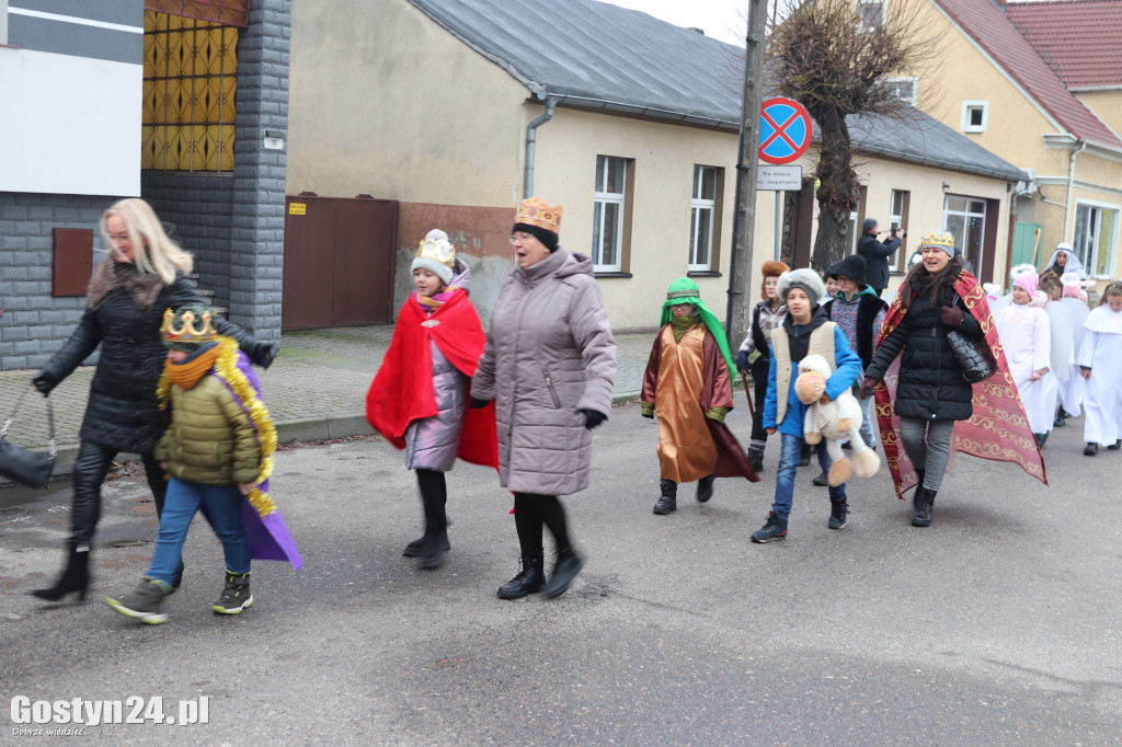 Orszak Trzech Króli przeszedł przez Piaski