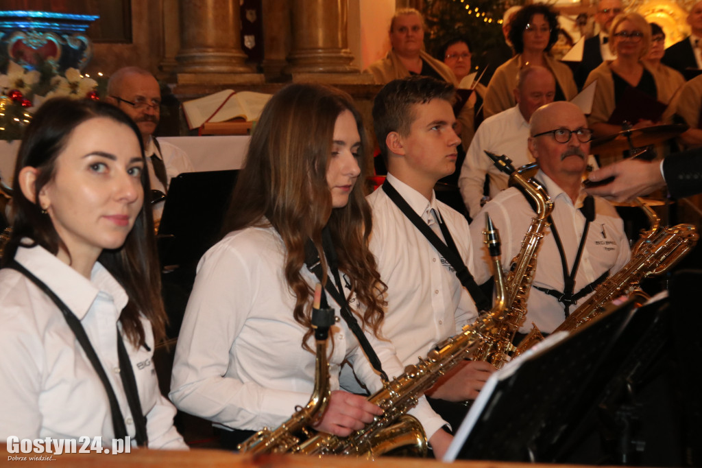 Koncert Kolęd w pępowskim kościele