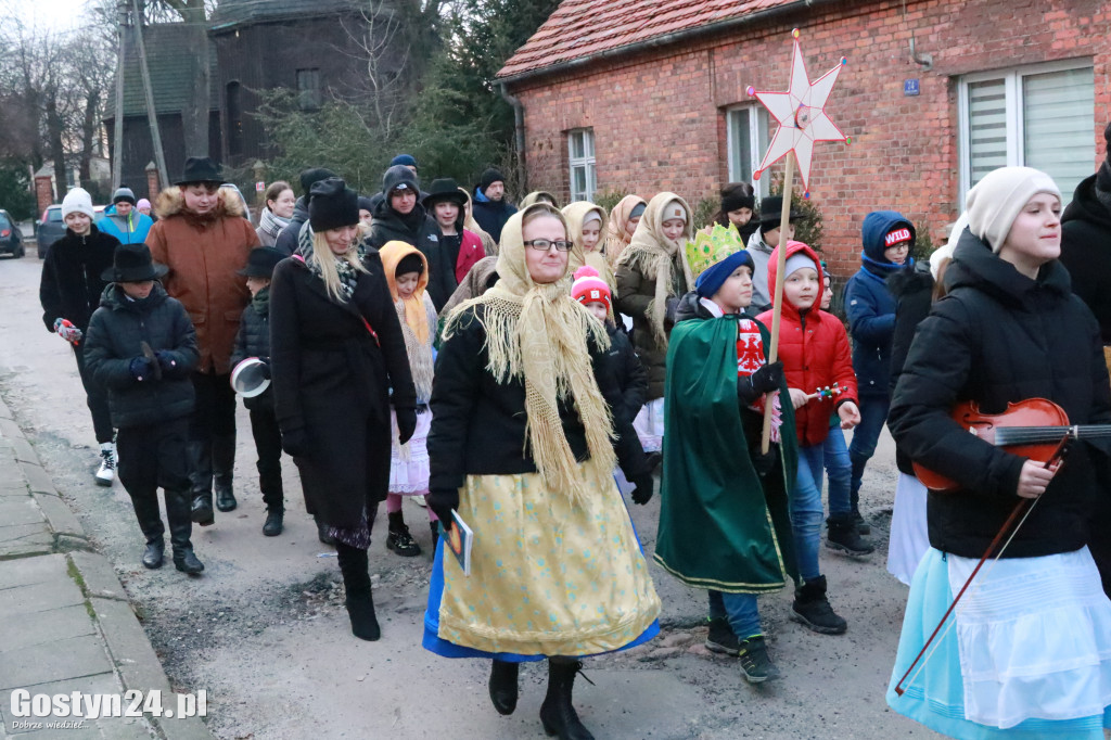 Kolędnicy pojawili się w Domachowie