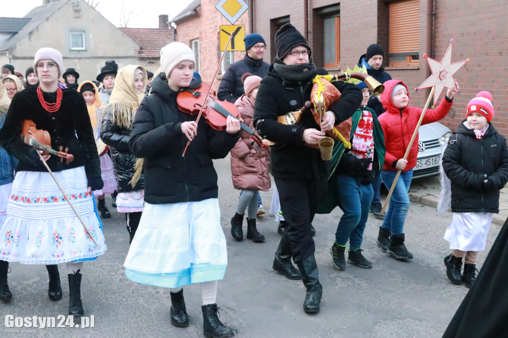 Kolędnicy pojawili się w Domachowie