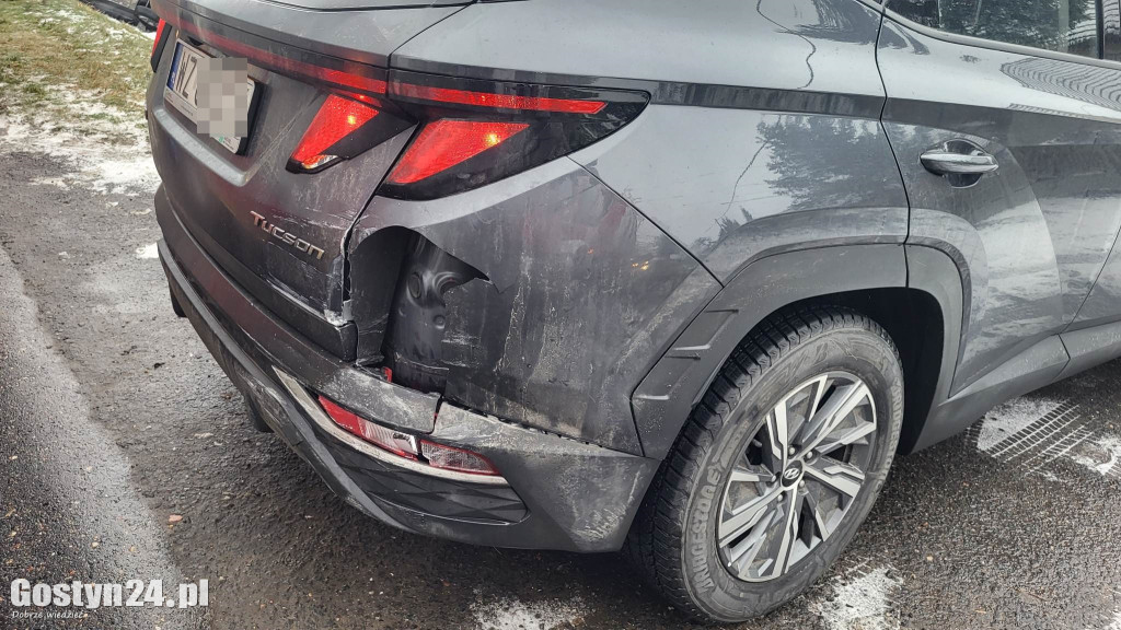 Wypadek dwóch samochodów na trasie Elżbietków - Pogorzela