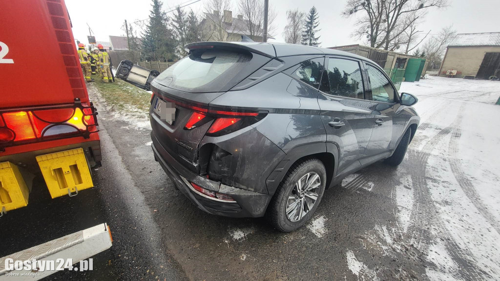 Wypadek dwóch samochodów na trasie Elżbietków - Pogorzela