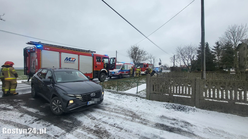 Wypadek dwóch samochodów na trasie Elżbietków - Pogorzela