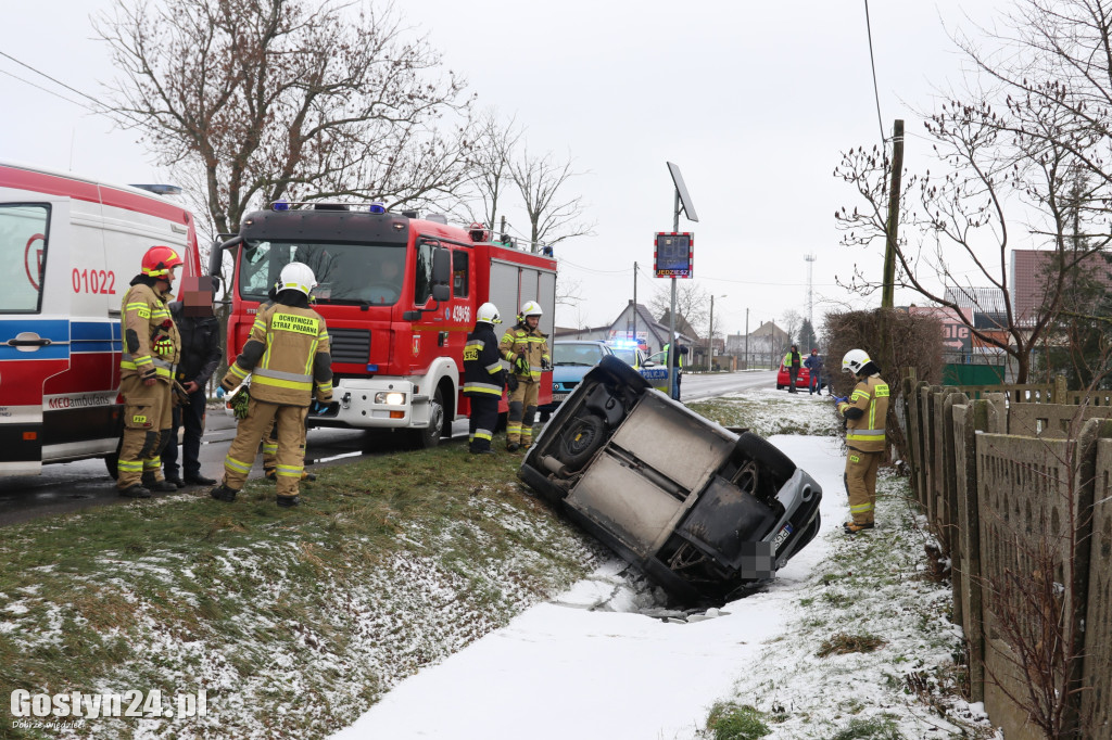 Wypadek dwóch samochodów na trasie Elżbietków - Pogorzela