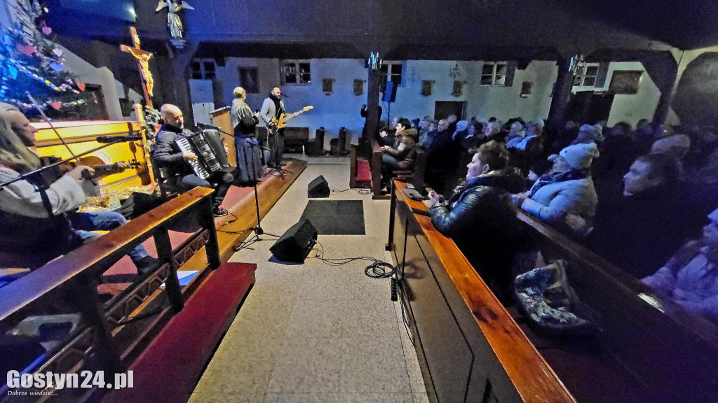 Koncert  kolęd po góralsku w kościele w Piaskach